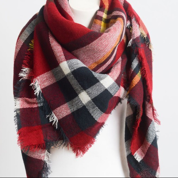 Oversized Blanket Scarf - Picture 3 of 3